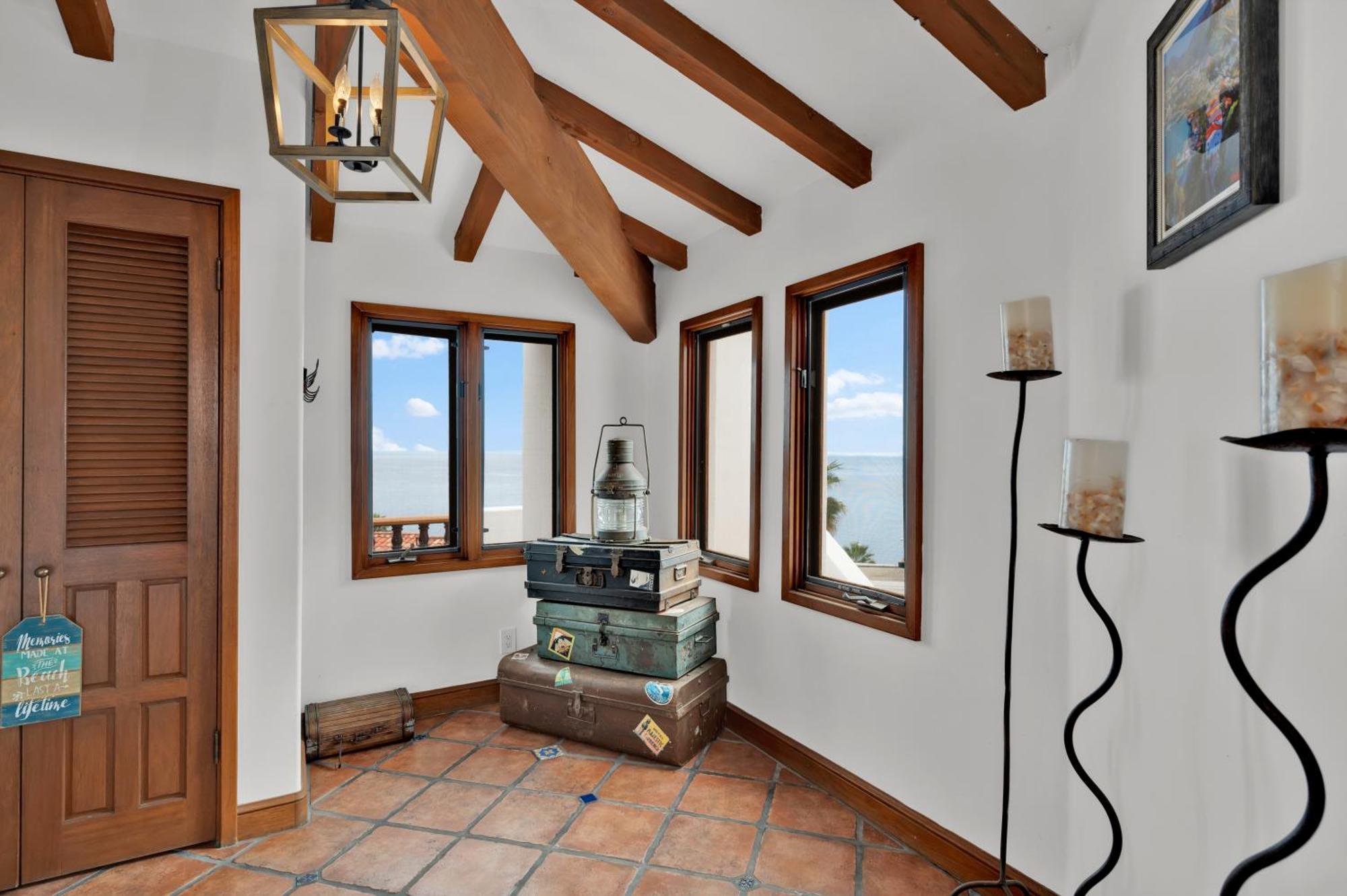 Gorgeous Oceanfront Villa With Panoramic Views Avalon Dış mekan fotoğraf